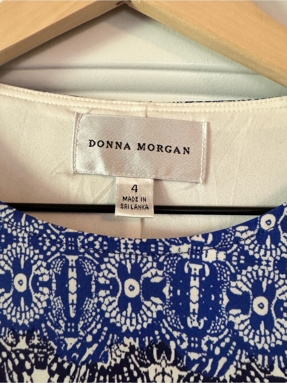 Donna Morgan Blue & Ivory Printed Sheath Dress Size 4 | Lined Career Dress - Picture 5 of 10